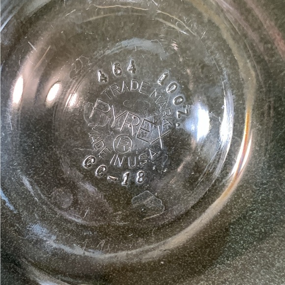 Pyrex Gray Serveware Dining Set - Picture 2 of 2